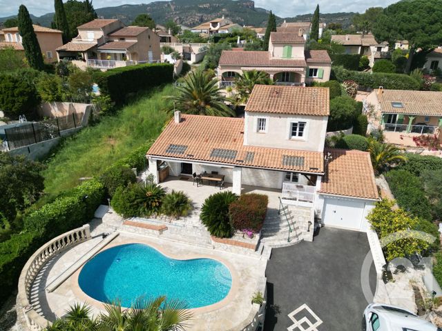 Maison &agrave; vendre - 5 pi&egrave;ces - 96,60 m2 - Roquebrune Sur Argens - 83 - PROVENCE-ALPES-COTE-D-AZUR