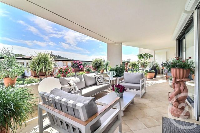 Appartement F3 à vendre ST RAPHAEL