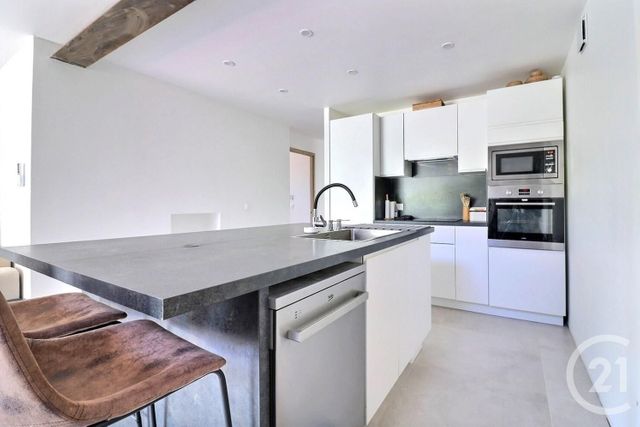 Maison &agrave; vendre - 5 pi&egrave;ces - 135,45 m2 - St Raphael - 83 - PROVENCE-ALPES-COTE-D-AZUR