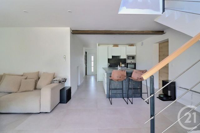Maison &agrave; vendre - 5 pi&egrave;ces - 135,45 m2 - St Raphael - 83 - PROVENCE-ALPES-COTE-D-AZUR