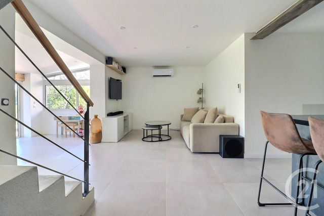 Maison &agrave; vendre - 5 pi&egrave;ces - 135,45 m2 - St Raphael - 83 - PROVENCE-ALPES-COTE-D-AZUR