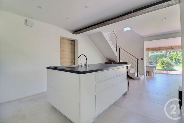 Maison &agrave; vendre - 5 pi&egrave;ces - 135,45 m2 - St Raphael - 83 - PROVENCE-ALPES-COTE-D-AZUR