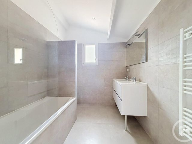 Maison &agrave; vendre - 5 pi&egrave;ces - 135,45 m2 - St Raphael - 83 - PROVENCE-ALPES-COTE-D-AZUR