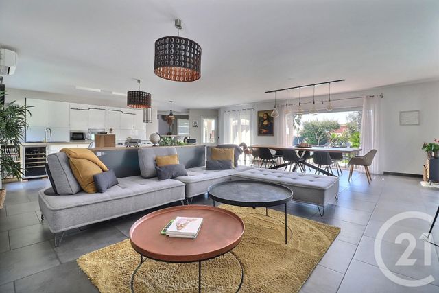 Maison &agrave; vendre - 6 pi&egrave;ces - 201,54 m2 - Frejus - 83 - PROVENCE-ALPES-COTE-D-AZUR