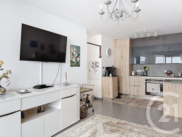 Appartement T3 &agrave; vendre - 3 pi&egrave;ces - 60 m2 - Frejus - 83 - PROVENCE-ALPES-COTE-D-AZUR