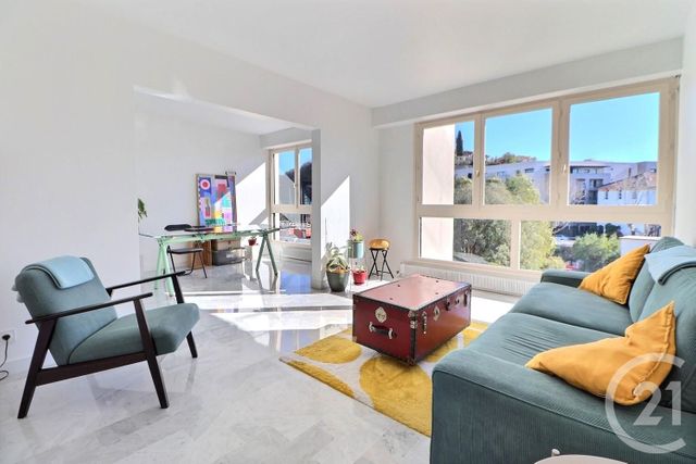 Appartement F3 à vendre ST RAPHAEL