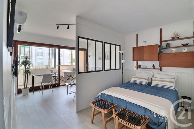 Appartement Studio cabine &agrave; vendre - 2 pi&egrave;ces - 31,60 m2 - Frejus - 83 - PROVENCE-ALPES-COTE-D-AZUR