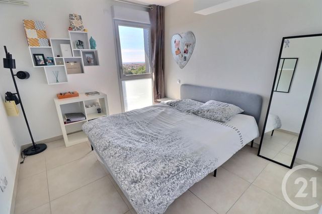 Appartement T4 &agrave; vendre - 4 pi&egrave;ces - 103,01 m2 - Frejus - 83 - PROVENCE-ALPES-COTE-D-AZUR