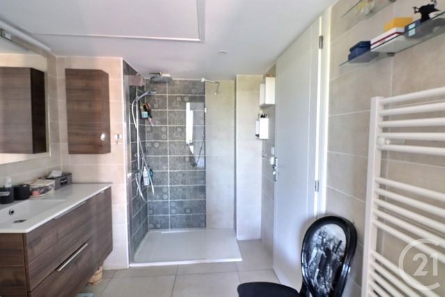 Appartement T4 &agrave; vendre - 4 pi&egrave;ces - 103,01 m2 - Frejus - 83 - PROVENCE-ALPES-COTE-D-AZUR