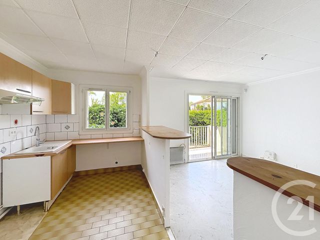 Appartement &agrave; vendre - 2 pi&egrave;ces - 40,01 m2 - Frejus - 83 - PROVENCE-ALPES-COTE-D-AZUR