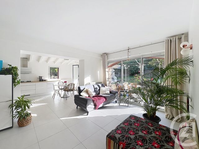 Maison &agrave; vendre - 5 pi&egrave;ces - 113,04 m2 - St Raphael - 83 - PROVENCE-ALPES-COTE-D-AZUR