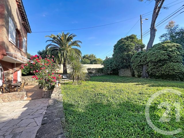 Maison &agrave; vendre - 5 pi&egrave;ces - 113,04 m2 - St Raphael - 83 - PROVENCE-ALPES-COTE-D-AZUR