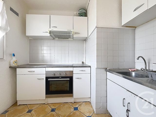 Appartement Studio &agrave; vendre - 1 pi&egrave;ce - 28,30 m2 - Frejus - 83 - PROVENCE-ALPES-COTE-D-AZUR