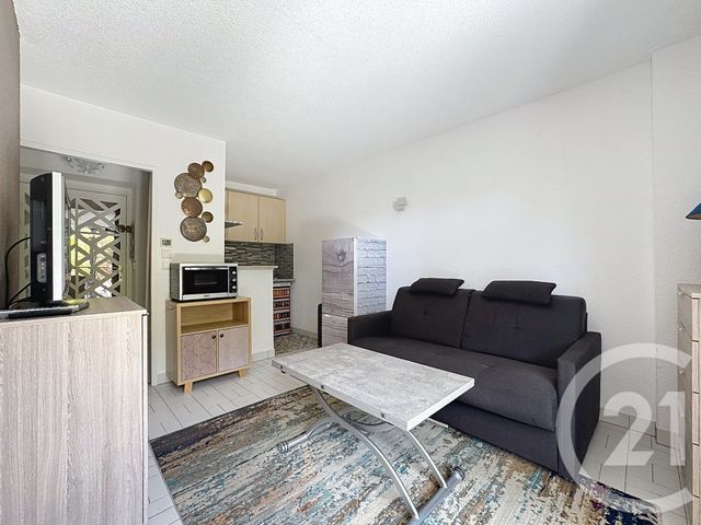 Appartement T2 &agrave; vendre - 2 pi&egrave;ces - 23,75 m2 - St Raphael - 83 - PROVENCE-ALPES-COTE-D-AZUR