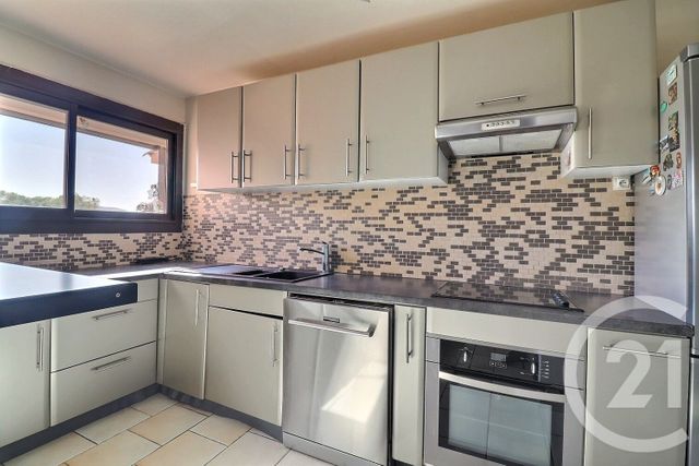 Appartement F2 &agrave; vendre - 2 pi&egrave;ces - 62,10 m2 - Frejus - 83 - PROVENCE-ALPES-COTE-D-AZUR