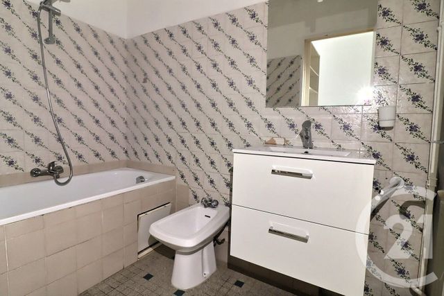 Appartement F3 &agrave; vendre - 3 pi&egrave;ces - 70,11 m2 - Frejus - 83 - PROVENCE-ALPES-COTE-D-AZUR