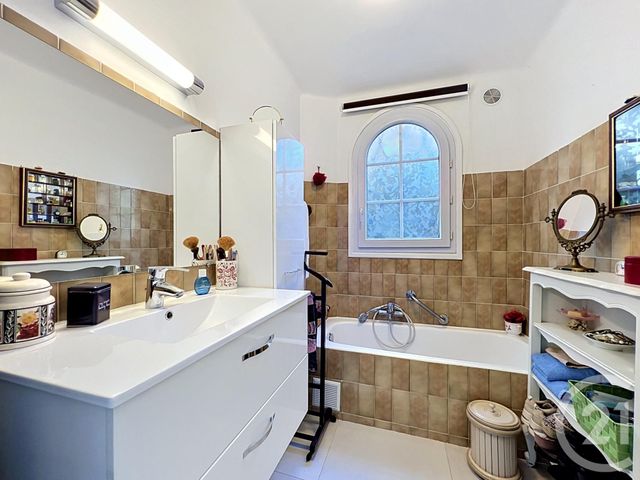 Maison &agrave; vendre - 8 pi&egrave;ces - 175 m2 - St Raphael - 83 - PROVENCE-ALPES-COTE-D-AZUR
