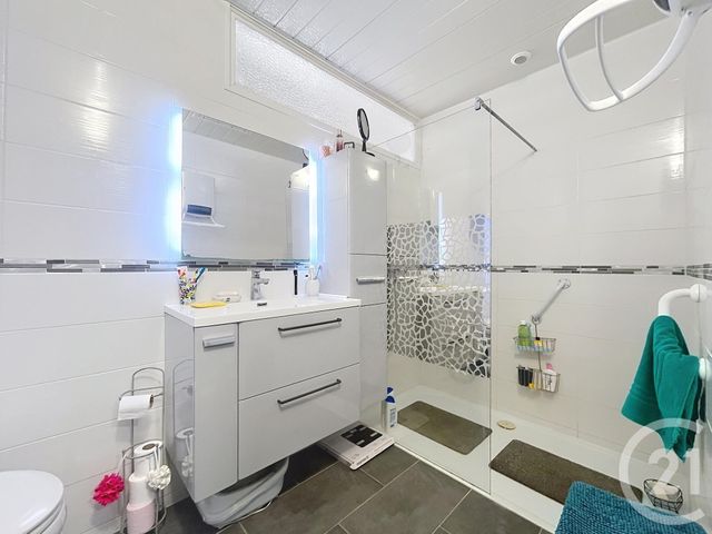 Maison &agrave; vendre - 2 pi&egrave;ces - 47 m2 - Roquebrune Sur Argens - 83 - PROVENCE-ALPES-COTE-D-AZUR