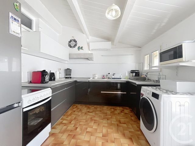 Maison &agrave; vendre - 2 pi&egrave;ces - 47 m2 - Roquebrune Sur Argens - 83 - PROVENCE-ALPES-COTE-D-AZUR