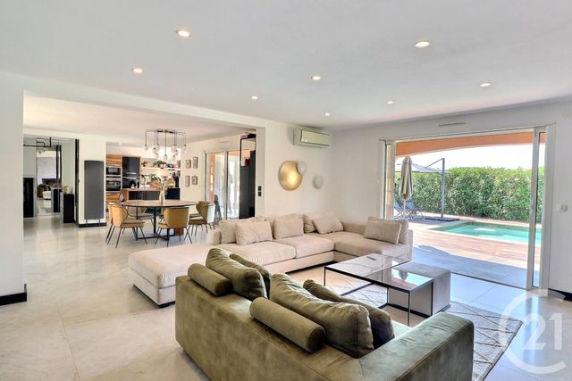 Maison &agrave; vendre - 6 pi&egrave;ces - 210 m2 - Frejus - 83 - PROVENCE-ALPES-COTE-D-AZUR