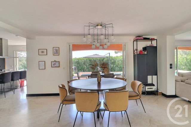 Maison &agrave; vendre - 6 pi&egrave;ces - 210 m2 - Frejus - 83 - PROVENCE-ALPES-COTE-D-AZUR