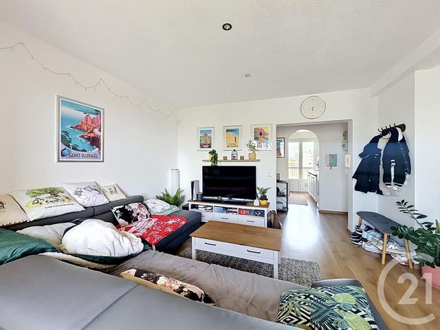 Appartement T4 &agrave; vendre - 4 pi&egrave;ces - 67,80 m2 - Frejus - 83 - PROVENCE-ALPES-COTE-D-AZUR