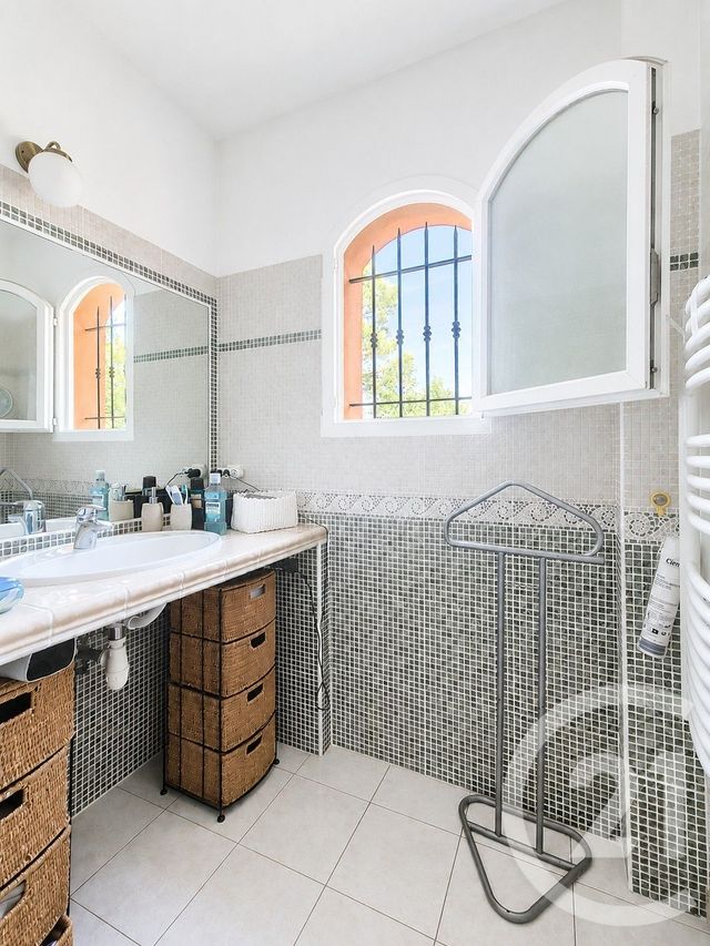 Maison &agrave; vendre - 8 pi&egrave;ces - 190 m2 - Frejus - 83 - PROVENCE-ALPES-COTE-D-AZUR