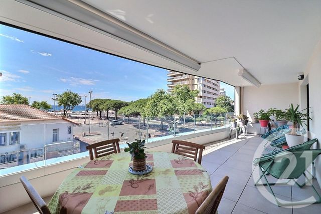 Appartement T3 &agrave; vendre - 3 pi&egrave;ces - 92,31 m2 - Frejus - 83 - PROVENCE-ALPES-COTE-D-AZUR