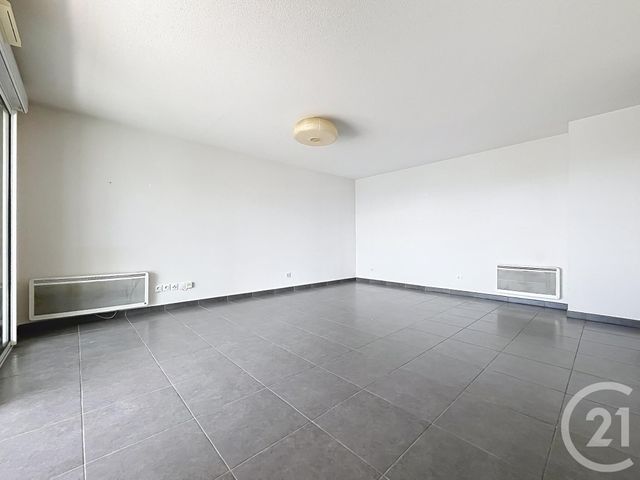 Appartement F3 &agrave; vendre - 3 pi&egrave;ces - 74,90 m2 - St Raphael - 83 - PROVENCE-ALPES-COTE-D-AZUR