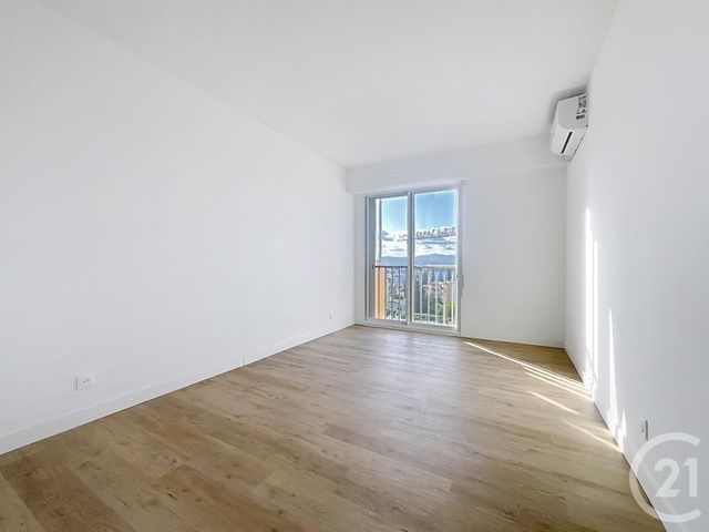 Appartement T3 &agrave; vendre - 3 pi&egrave;ces - 84 m2 - St Raphael - 83 - PROVENCE-ALPES-COTE-D-AZUR