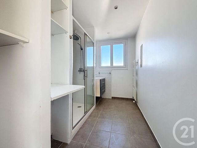 Appartement F3 &agrave; vendre - 3 pi&egrave;ces - 67,10 m2 - St Raphael - 83 - PROVENCE-ALPES-COTE-D-AZUR
