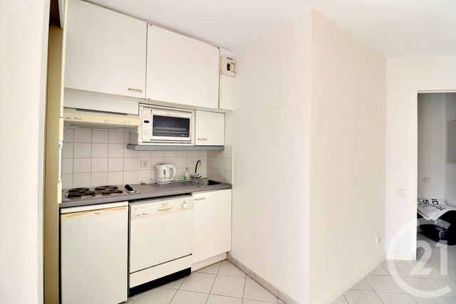 Appartement Studio &agrave; vendre - 1 pi&egrave;ce - 27,67 m2 - Frejus - 83 - PROVENCE-ALPES-COTE-D-AZUR