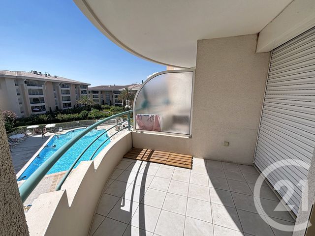 Appartement Studio &agrave; vendre - 1 pi&egrave;ce - 27,67 m2 - Frejus - 83 - PROVENCE-ALPES-COTE-D-AZUR