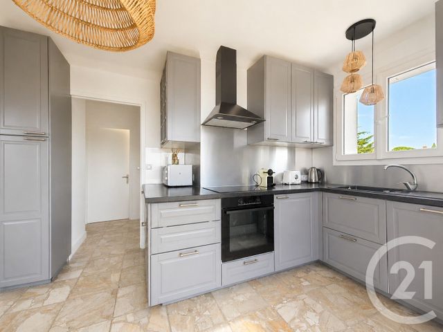 Maison &agrave; vendre - 7 pi&egrave;ces - 190 m2 - Frejus - 83 - PROVENCE-ALPES-COTE-D-AZUR