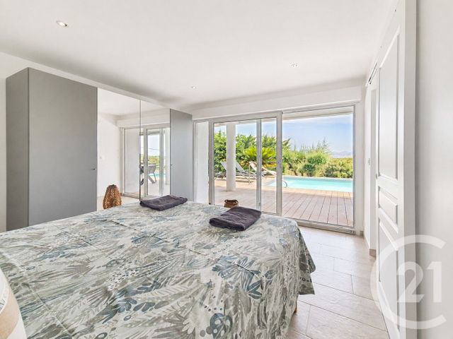 Maison &agrave; vendre - 7 pi&egrave;ces - 190 m2 - Frejus - 83 - PROVENCE-ALPES-COTE-D-AZUR