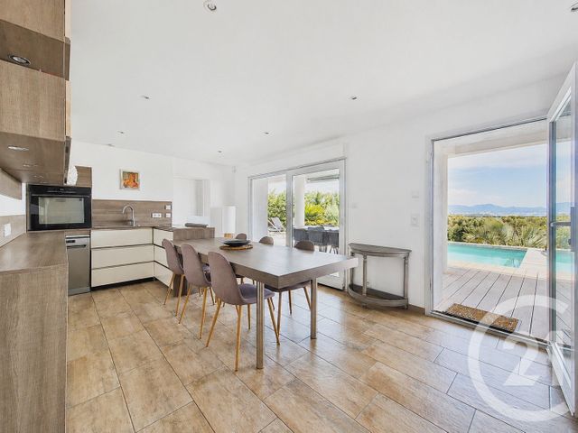 Maison &agrave; vendre - 7 pi&egrave;ces - 190 m2 - Frejus - 83 - PROVENCE-ALPES-COTE-D-AZUR