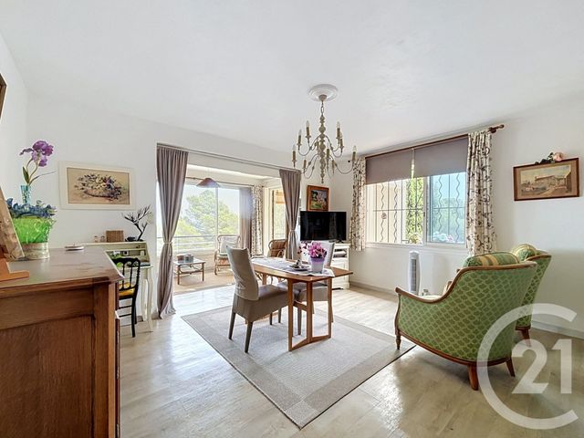 Appartement F2 bis &agrave; vendre - 4 pi&egrave;ces - 83,13 m2 - Frejus - 83 - PROVENCE-ALPES-COTE-D-AZUR