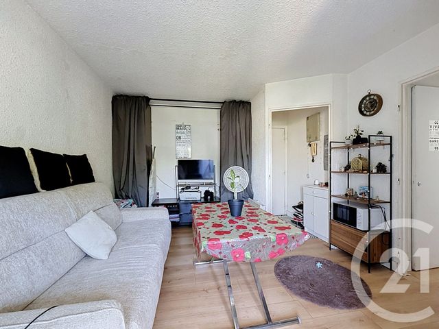 Appartement Studio &agrave; vendre - 1 pi&egrave;ce - 18,65 m2 - Frejus - 83 - PROVENCE-ALPES-COTE-D-AZUR