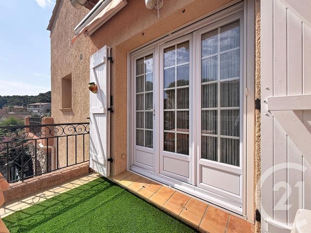 Appartement Studio &agrave; vendre - 1 pi&egrave;ce - 22,46 m2 - St Raphael - 83 - PROVENCE-ALPES-COTE-D-AZUR