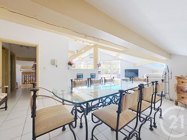 Appartement F4 &agrave; vendre - 4 pi&egrave;ces - 107,67 m2 - Frejus - 83 - PROVENCE-ALPES-COTE-D-AZUR
