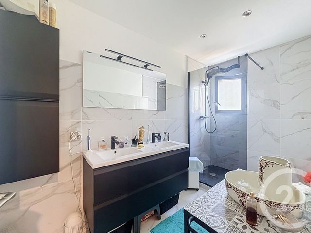 Appartement T3 &agrave; vendre - 3 pi&egrave;ces - 64,09 m2 - Frejus - 83 - PROVENCE-ALPES-COTE-D-AZUR