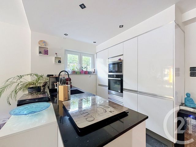 Appartement T3 &agrave; vendre - 3 pi&egrave;ces - 64,09 m2 - Frejus - 83 - PROVENCE-ALPES-COTE-D-AZUR
