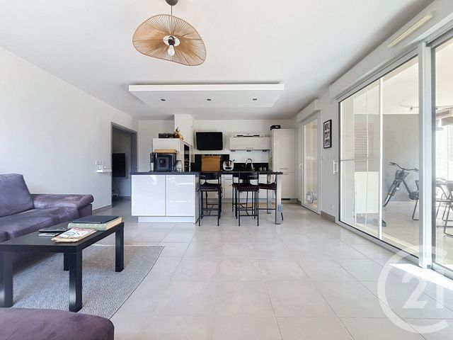 Appartement T3 &agrave; vendre - 3 pi&egrave;ces - 70 m2 - Frejus - 83 - PROVENCE-ALPES-COTE-D-AZUR