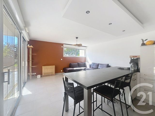 Appartement T3 &agrave; vendre - 3 pi&egrave;ces - 70 m2 - Frejus - 83 - PROVENCE-ALPES-COTE-D-AZUR