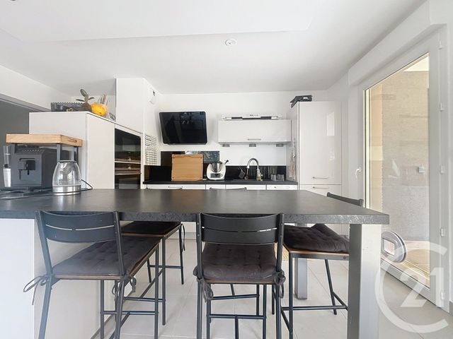 Appartement T3 &agrave; vendre - 3 pi&egrave;ces - 70 m2 - Frejus - 83 - PROVENCE-ALPES-COTE-D-AZUR