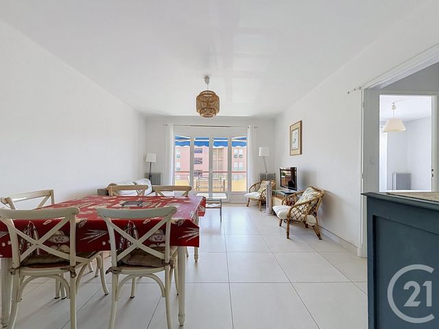 Appartement T3 &agrave; vendre - 3 pi&egrave;ces - 62,96 m2 - St Raphael - 83 - PROVENCE-ALPES-COTE-D-AZUR