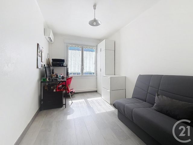 Appartement T4 &agrave; vendre - 4 pi&egrave;ces - 73 m2 - Frejus - 83 - PROVENCE-ALPES-COTE-D-AZUR
