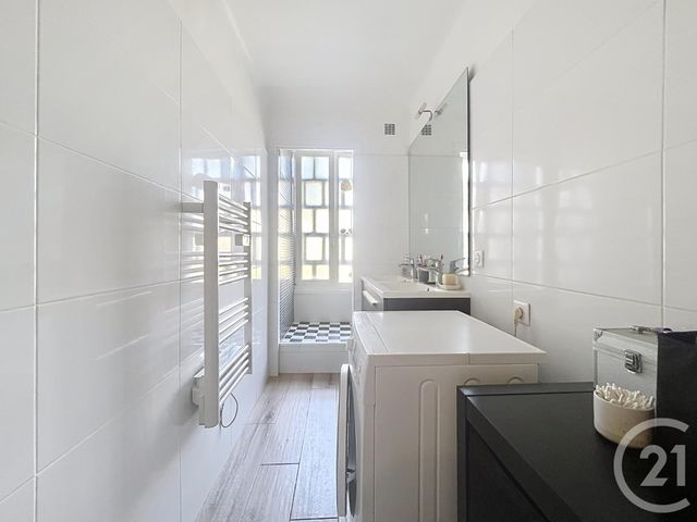 Appartement T4 &agrave; vendre - 4 pi&egrave;ces - 73 m2 - Frejus - 83 - PROVENCE-ALPES-COTE-D-AZUR