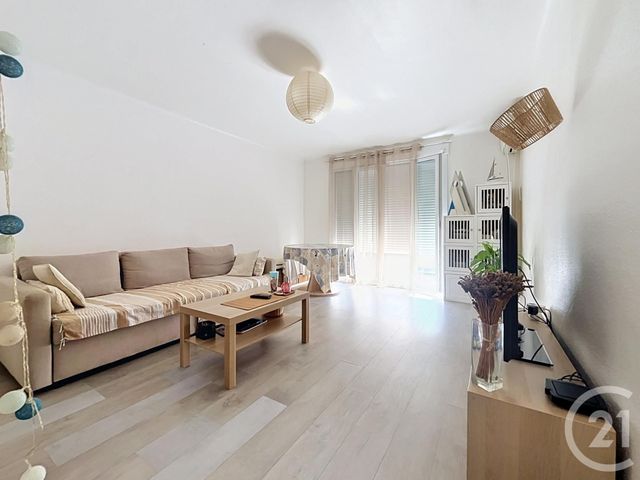 Appartement T4 &agrave; vendre - 4 pi&egrave;ces - 73 m2 - Frejus - 83 - PROVENCE-ALPES-COTE-D-AZUR