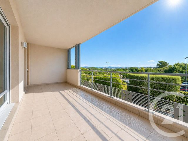 Appartement F3 à vendre FREJUS